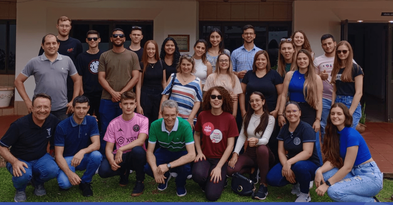 Estudiantes de la Universidad de Toledo – Brasil, visitan la Cámara de Comercio de Puerto Iguazú.